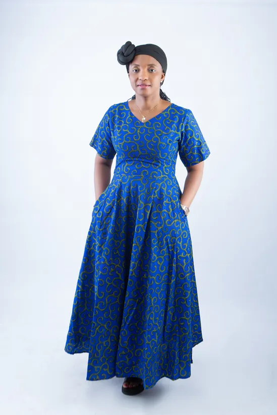 Elegant African Print Maxi Dress with Short Sleeves