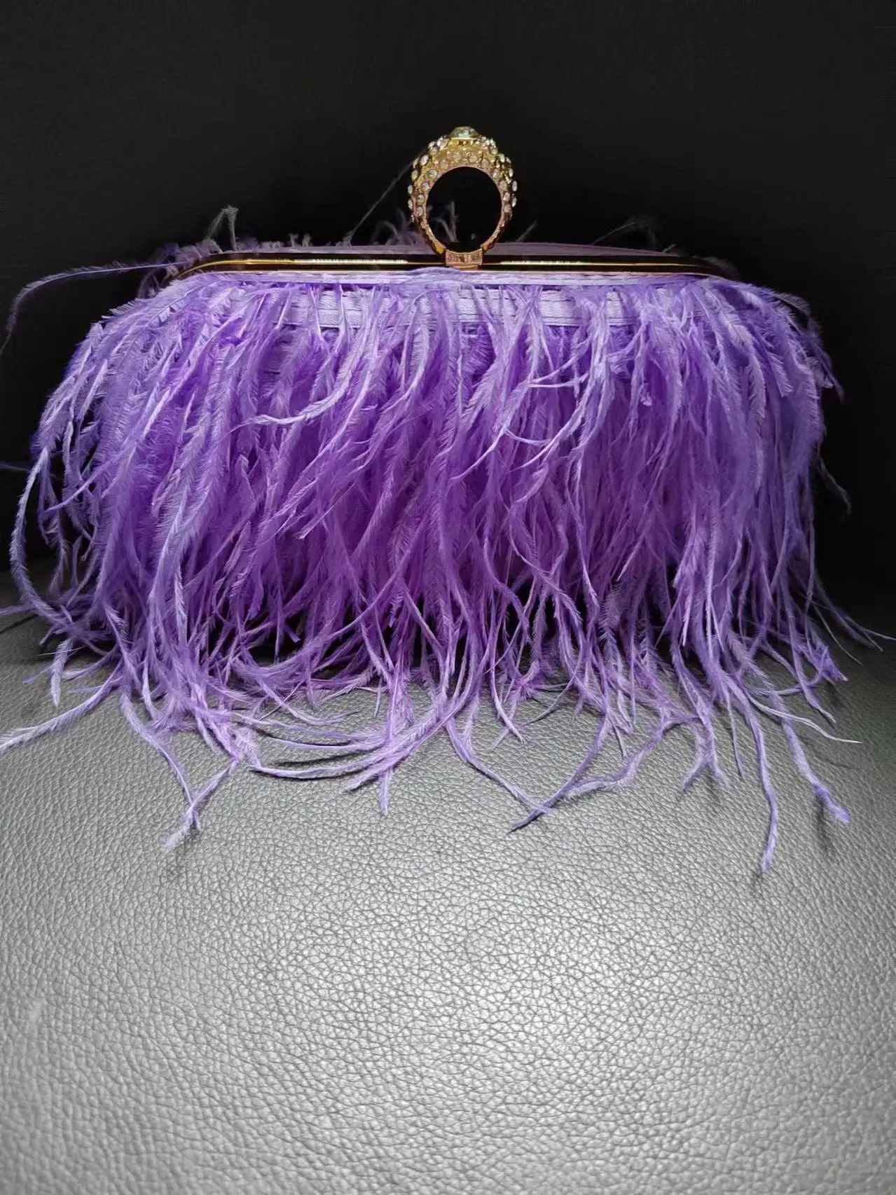 2024 Guangzhou High Quality Knuckle Ring Purple Feather Purse Clutch Purse Bag With Ostrich Feather Decoration Wedding Bags - Image 2