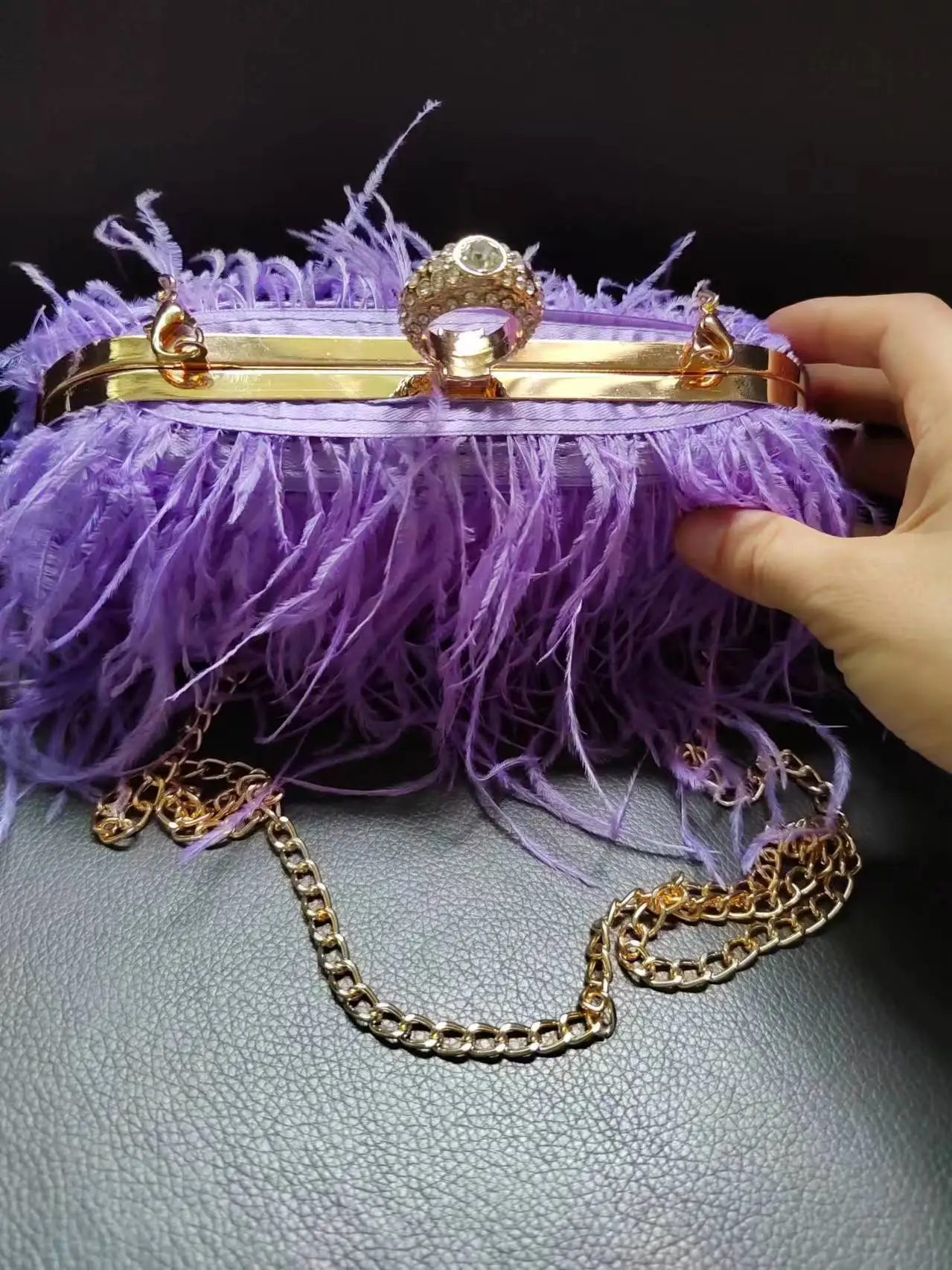 2024 Guangzhou High Quality Knuckle Ring Purple Feather Purse Clutch Purse Bag With Ostrich Feather Decoration Wedding Bags - Image 5